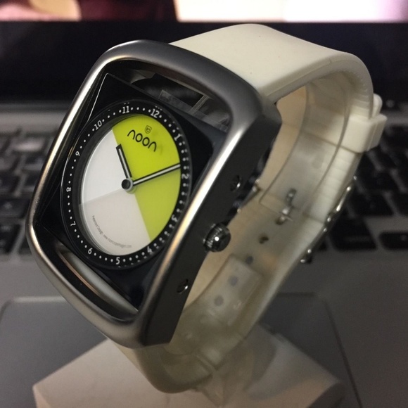 Noon Montre Design White Silicon Strap Ladies Watc - Picture 6 of 8